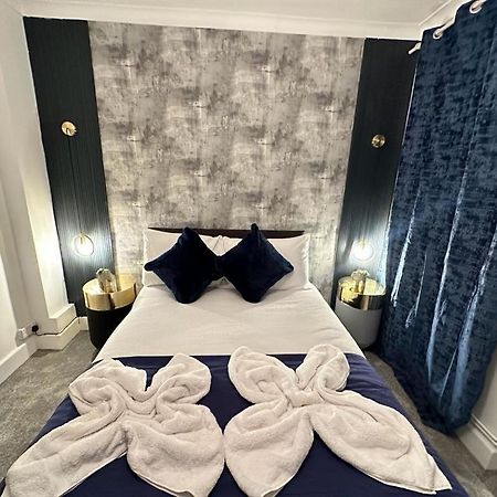 Beautiful Family Apartment Londen Buitenkant foto