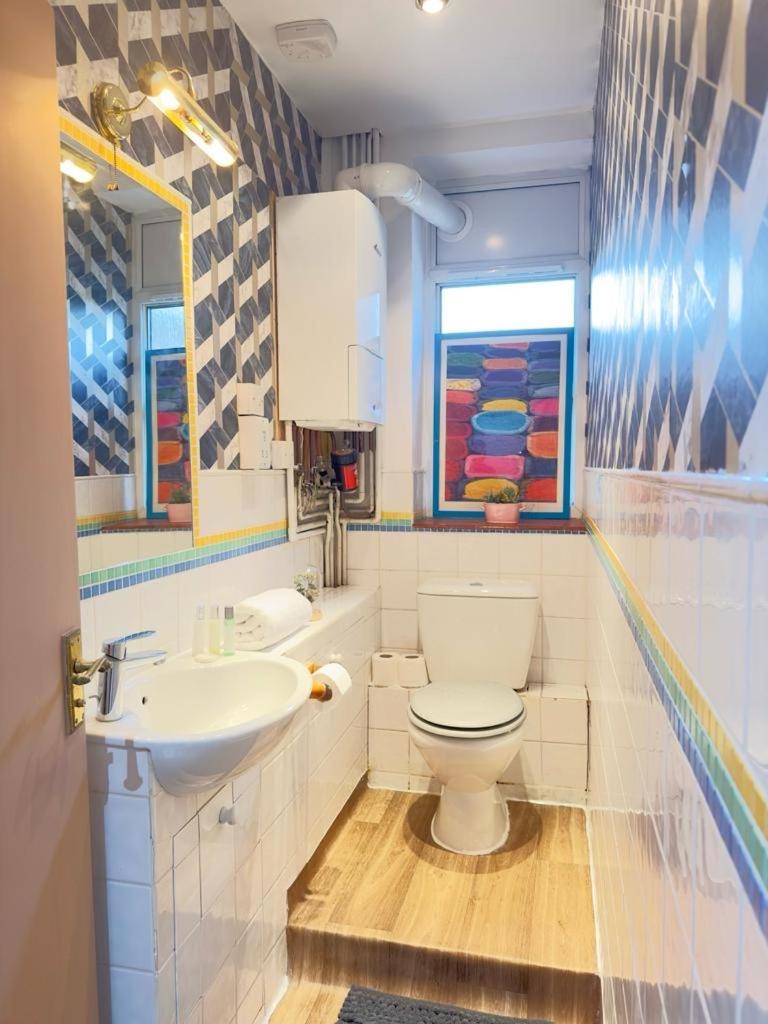 Beautiful Family Apartment Londen Buitenkant foto