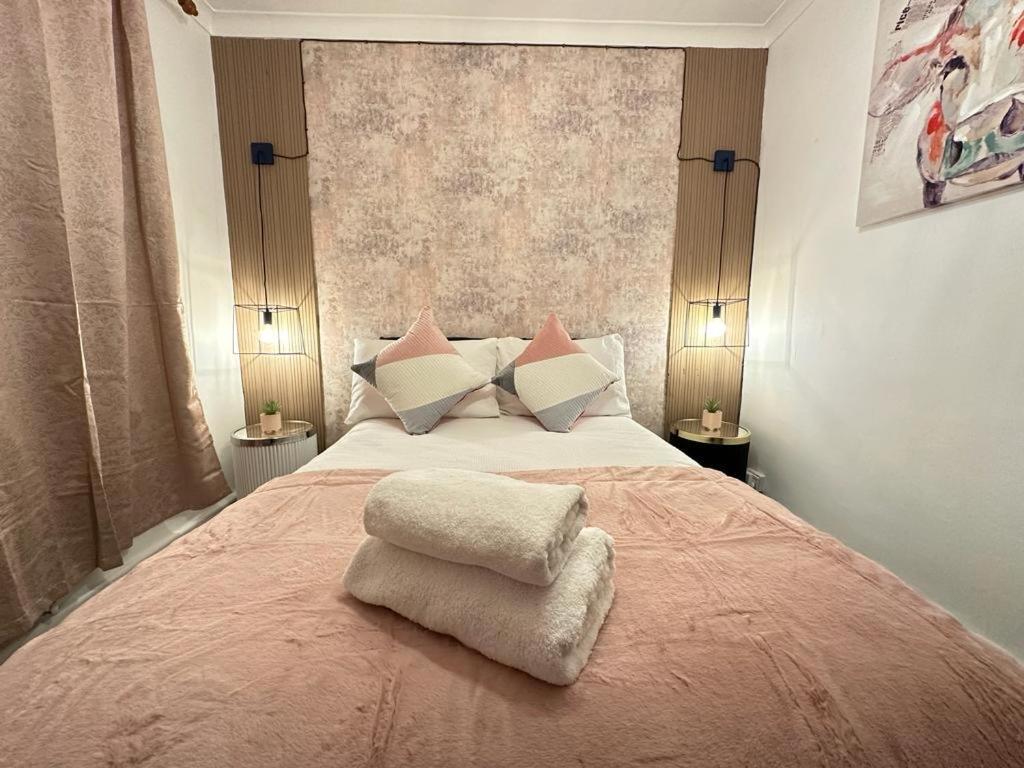 Beautiful Family Apartment Londen Buitenkant foto